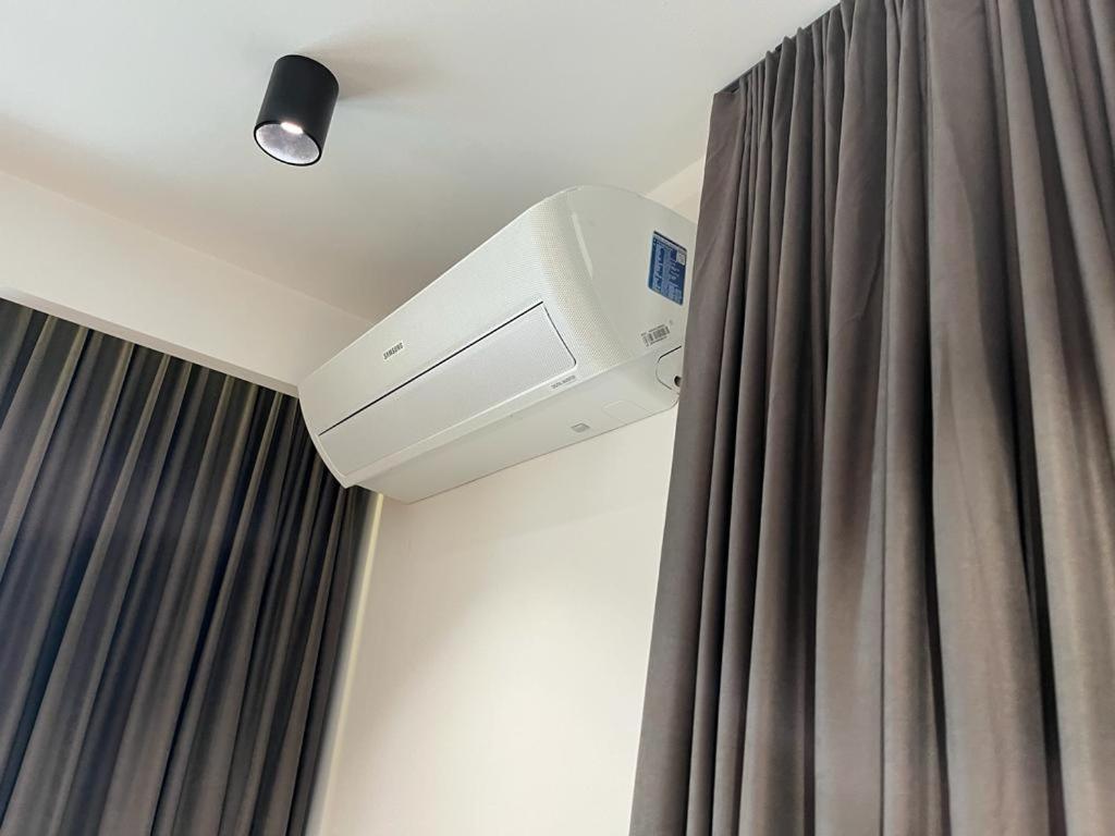 Luksusowy Apartament Z Parkingiem I Klimatyzacja W Samym Centrum Wroclawia Экстерьер фото